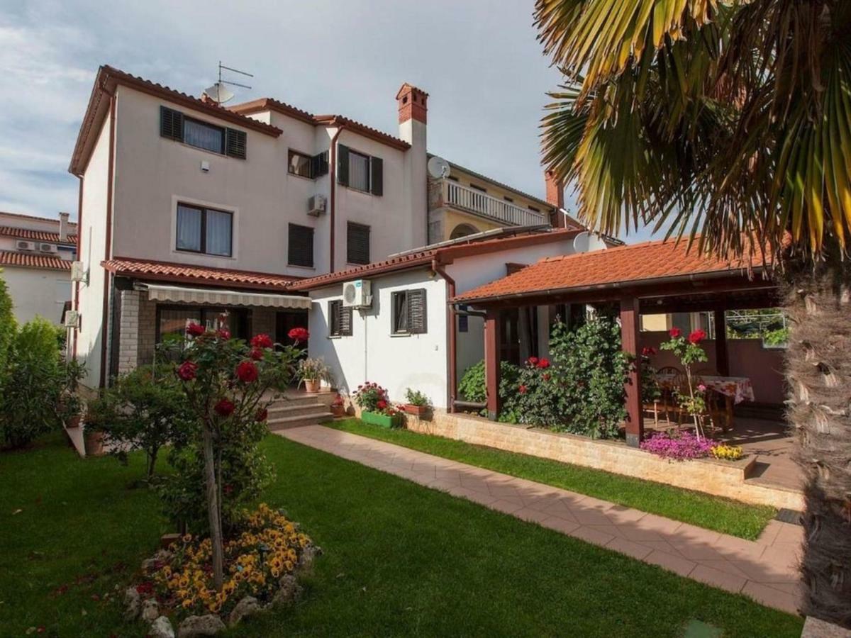 Apartments Grozdanic Фажана Экстерьер фото