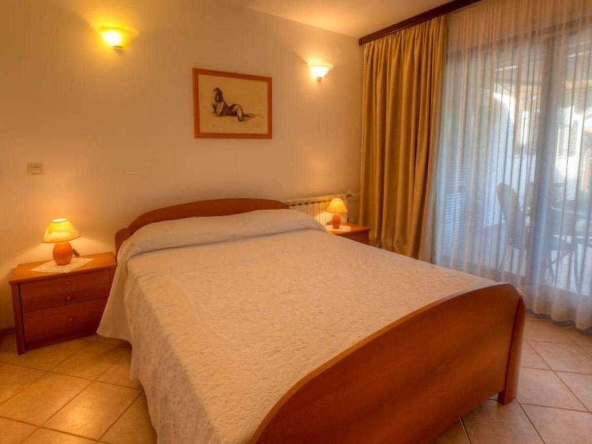 Apartments Grozdanic Фажана Экстерьер фото